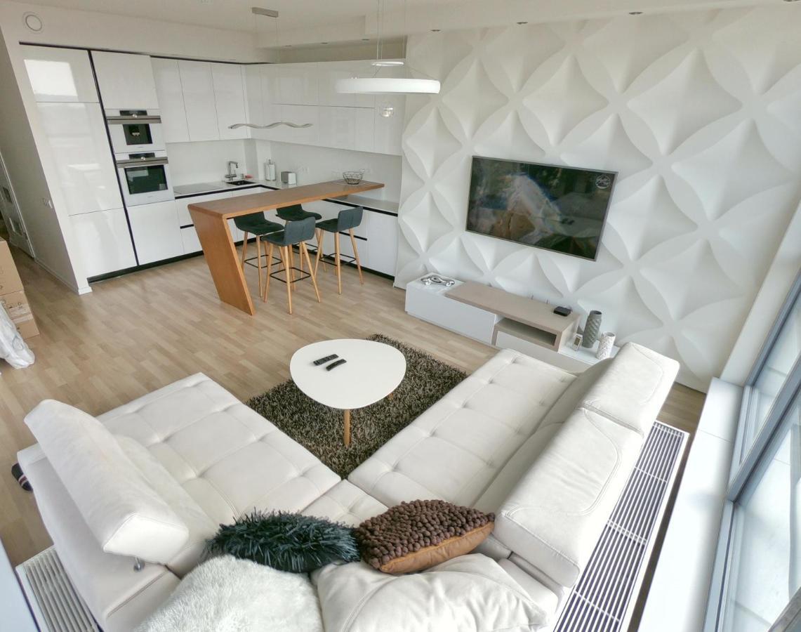 White Dune Apartment - Self Check-In Klaipėda Exteriör bild